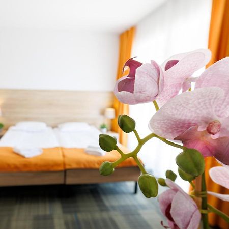 Seo2 Rewal - Apartamenty Z Osobnym Wejsciem, Grzany Basen, Darmowe Sauny, Parking, Grill, Wifi 외부 사진