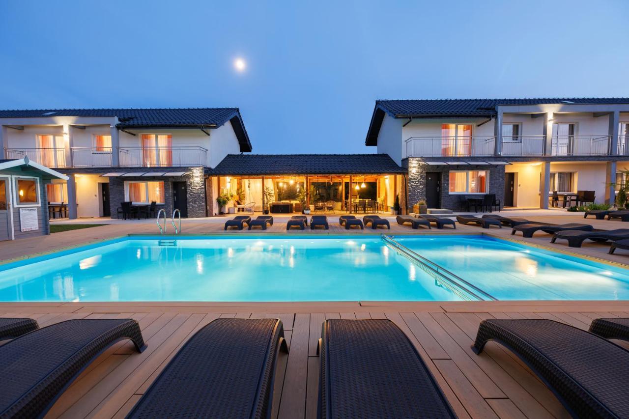 Seo2 Rewal - Apartamenty Z Osobnym Wejsciem, Grzany Basen, Darmowe Sauny, Parking, Grill, Wifi 외부 사진