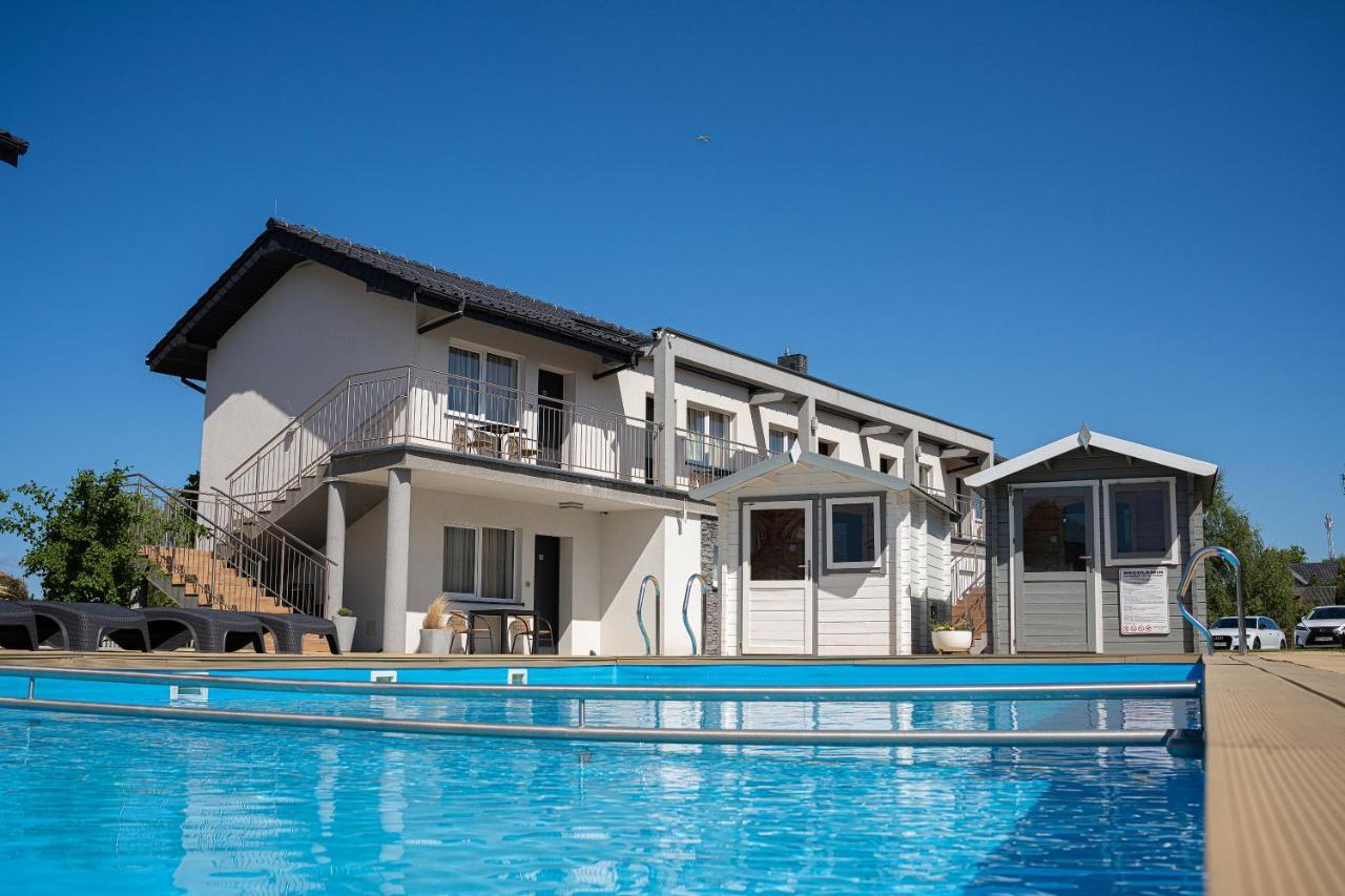 Seo2 Rewal - Apartamenty Z Osobnym Wejsciem, Grzany Basen, Darmowe Sauny, Parking, Grill, Wifi 외부 사진