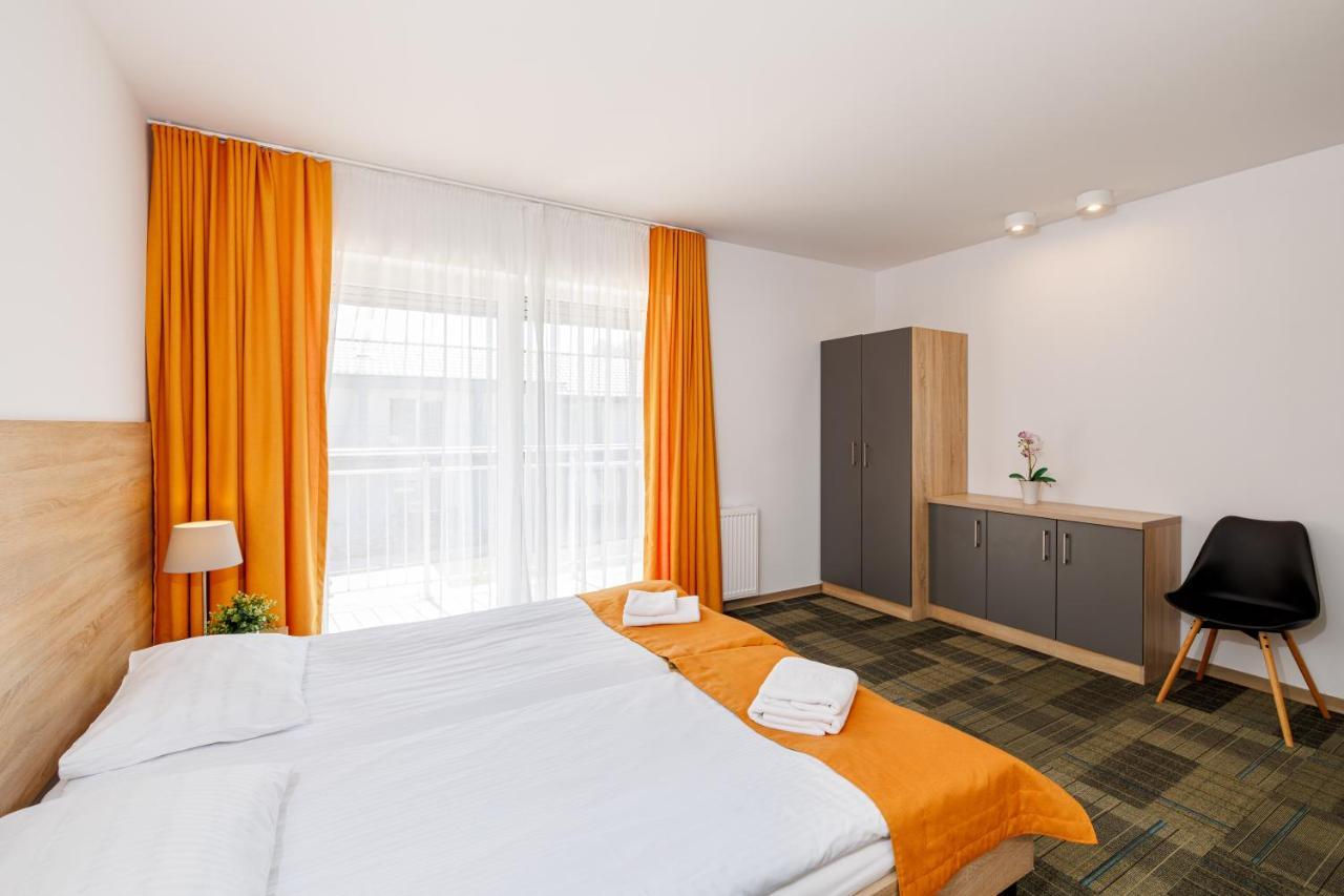 Seo2 Rewal - Apartamenty Z Osobnym Wejsciem, Grzany Basen, Darmowe Sauny, Parking, Grill, Wifi 외부 사진