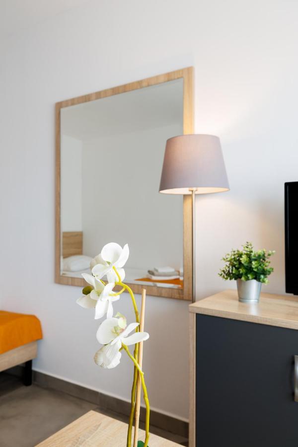Seo2 Rewal - Apartamenty Z Osobnym Wejsciem, Grzany Basen, Darmowe Sauny, Parking, Grill, Wifi 외부 사진