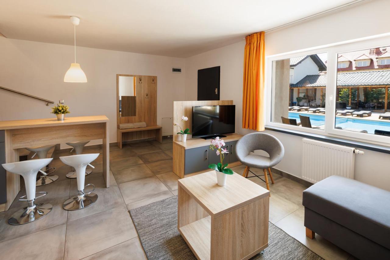 Seo2 Rewal - Apartamenty Z Osobnym Wejsciem, Grzany Basen, Darmowe Sauny, Parking, Grill, Wifi 외부 사진
