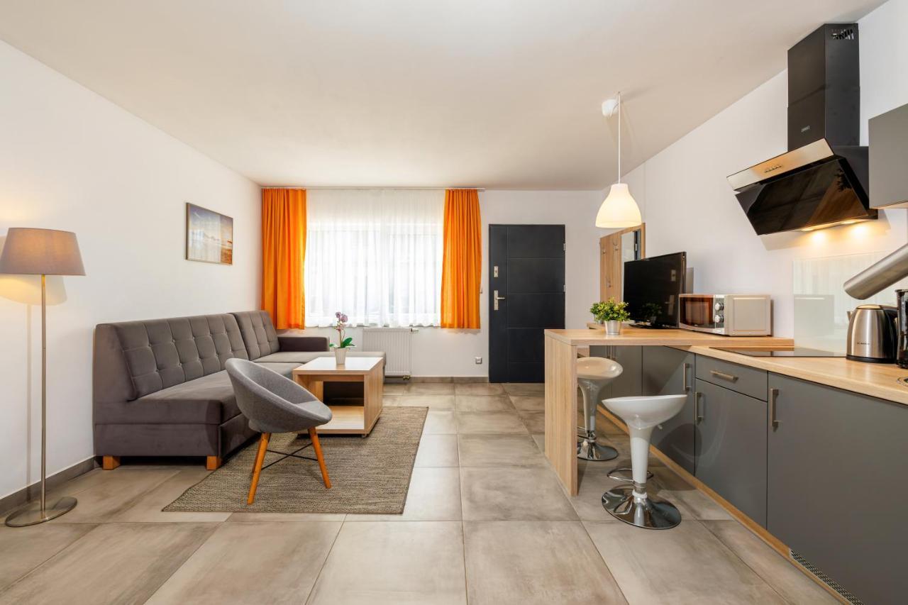 Seo2 Rewal - Apartamenty Z Osobnym Wejsciem, Grzany Basen, Darmowe Sauny, Parking, Grill, Wifi 외부 사진